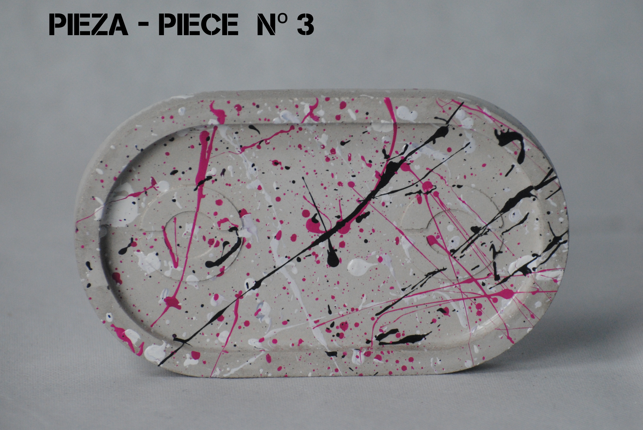 arisco® tienda de Productos de Decoración hechos en cemento. Plato Largo de Cemento. Colección Splash. Marca arisco® Splash Pink Pieza 3