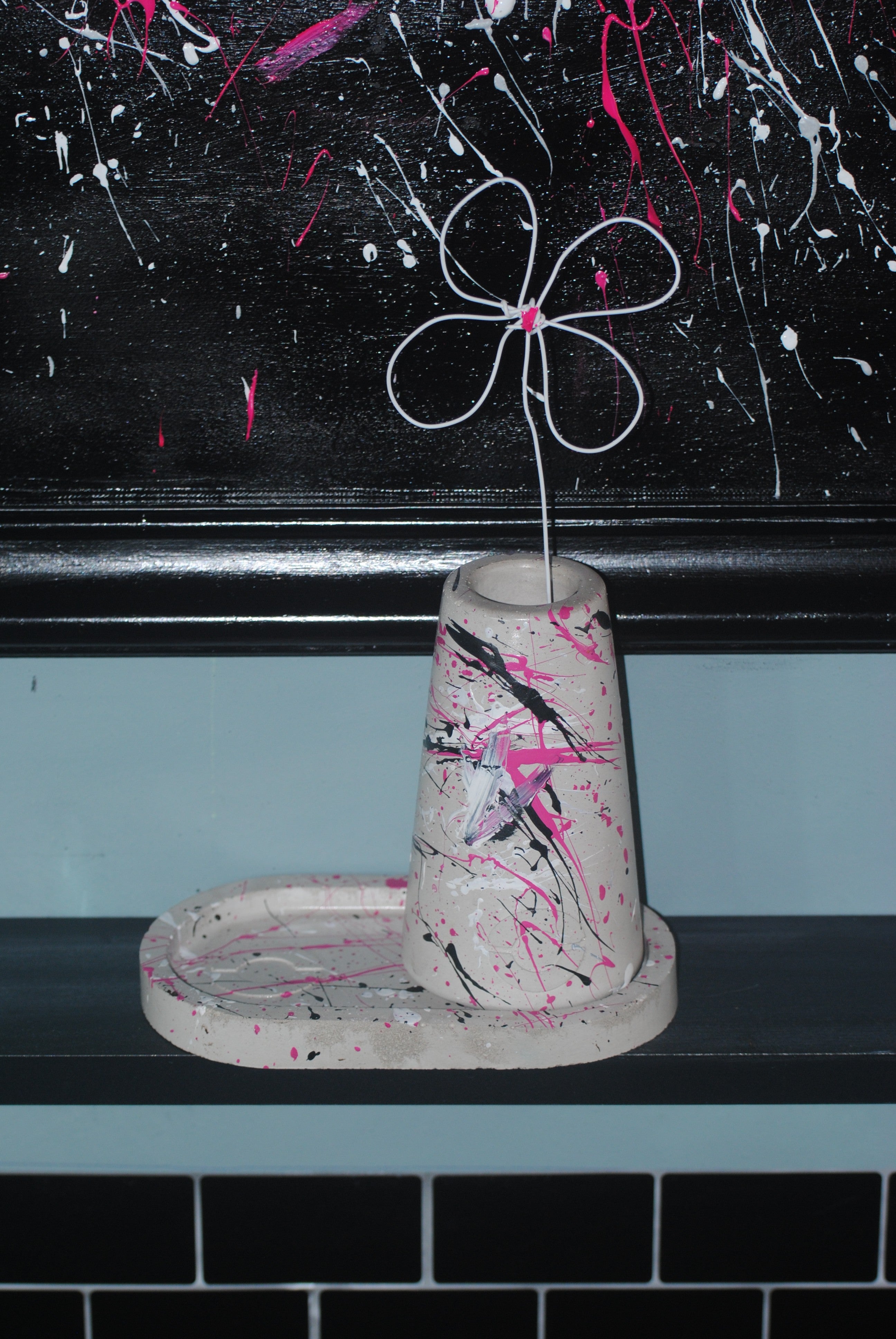 arisco® tienda de Productos de Decoración hechos en cemento. Jarrón de cemento. Colección Splash. Marca arisco®.