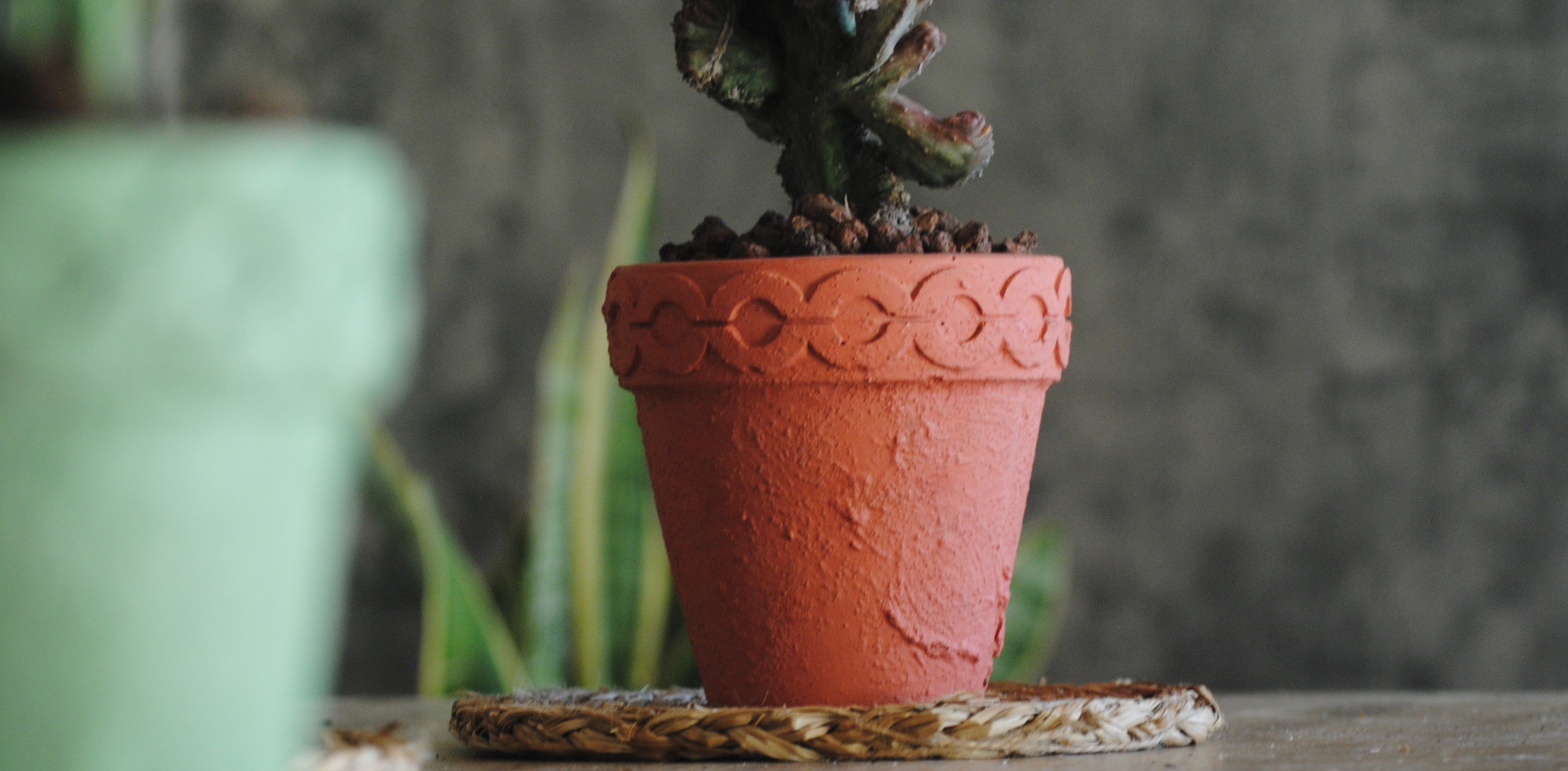 arisco® decoración hecha en cemento rojo.