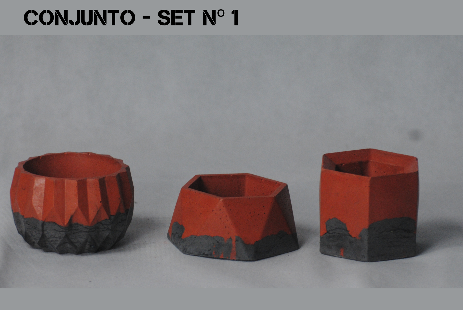 arisco® tienda de Productos de Decoración hechos en cemento. Trio de Macetas Vintage varias formas de cemento color Rojo y Negro. Conjunto 1