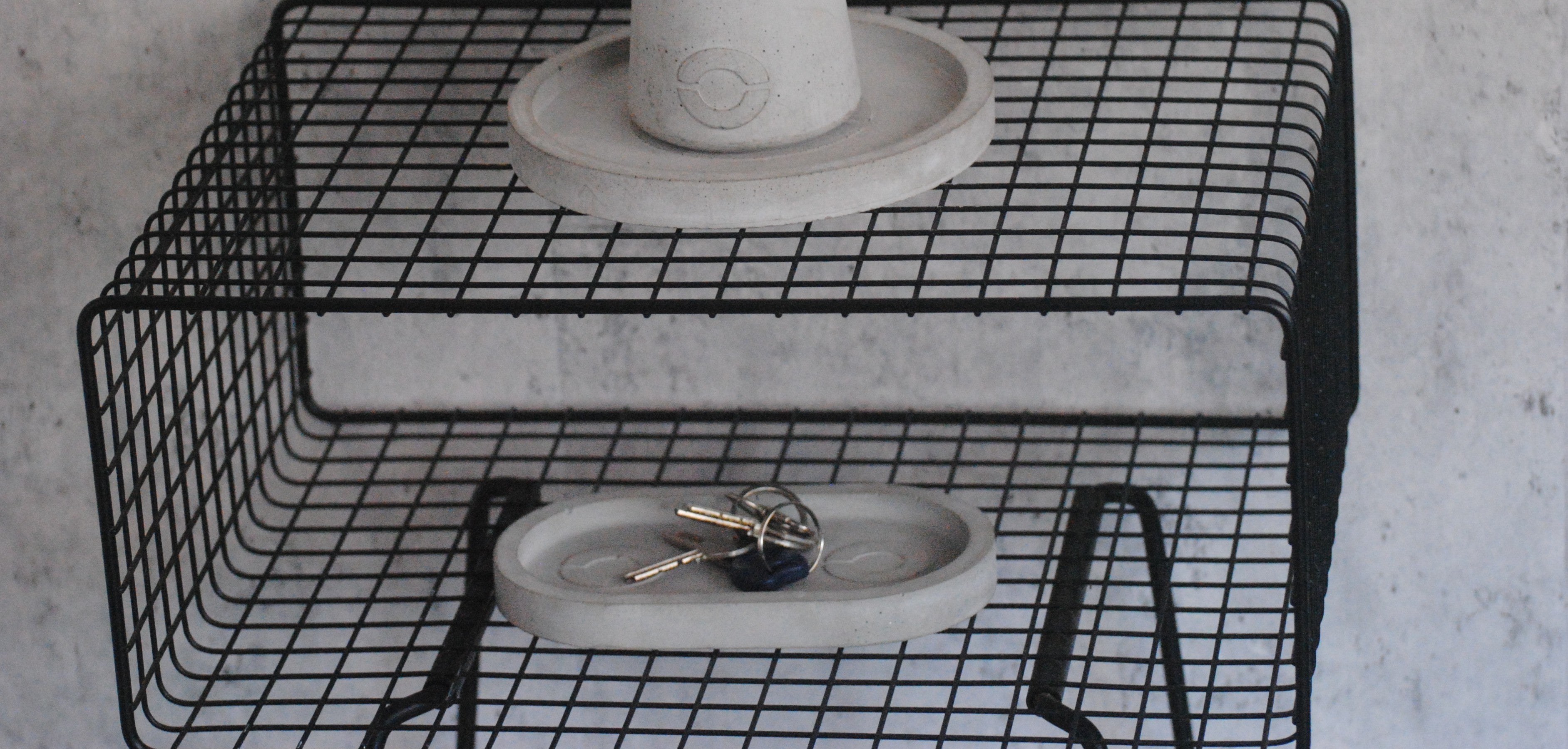 arisco® tienda de Productos de Decoración hechos en cemento. Plato Largo de Cemento. Varios Colores. Marca arisco®.