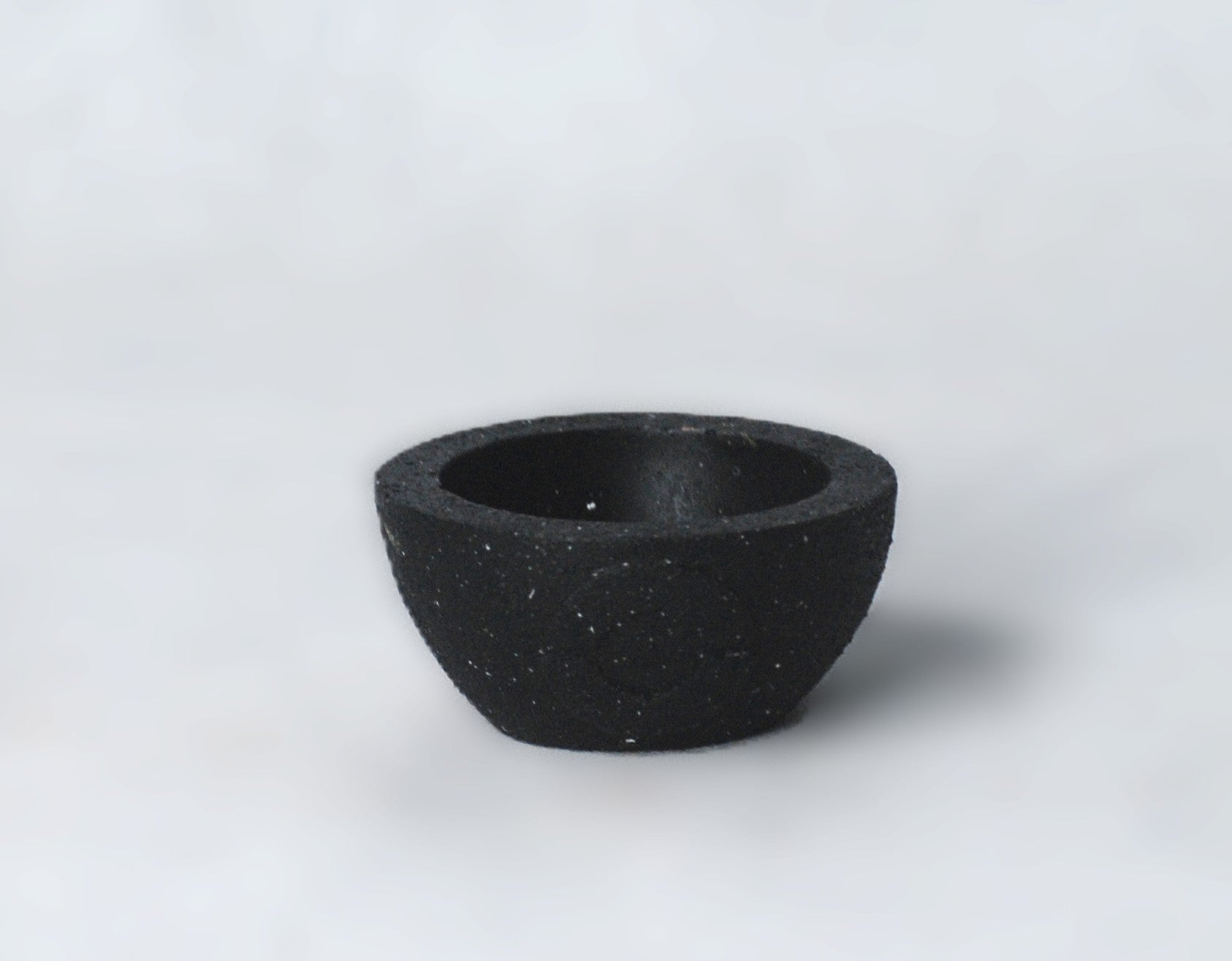 arisco® tienda de Productos de Decoración hechos en cemento. Porta Velas de Cemento Negro estilo Granito. Marca arisco®. Granito Negro