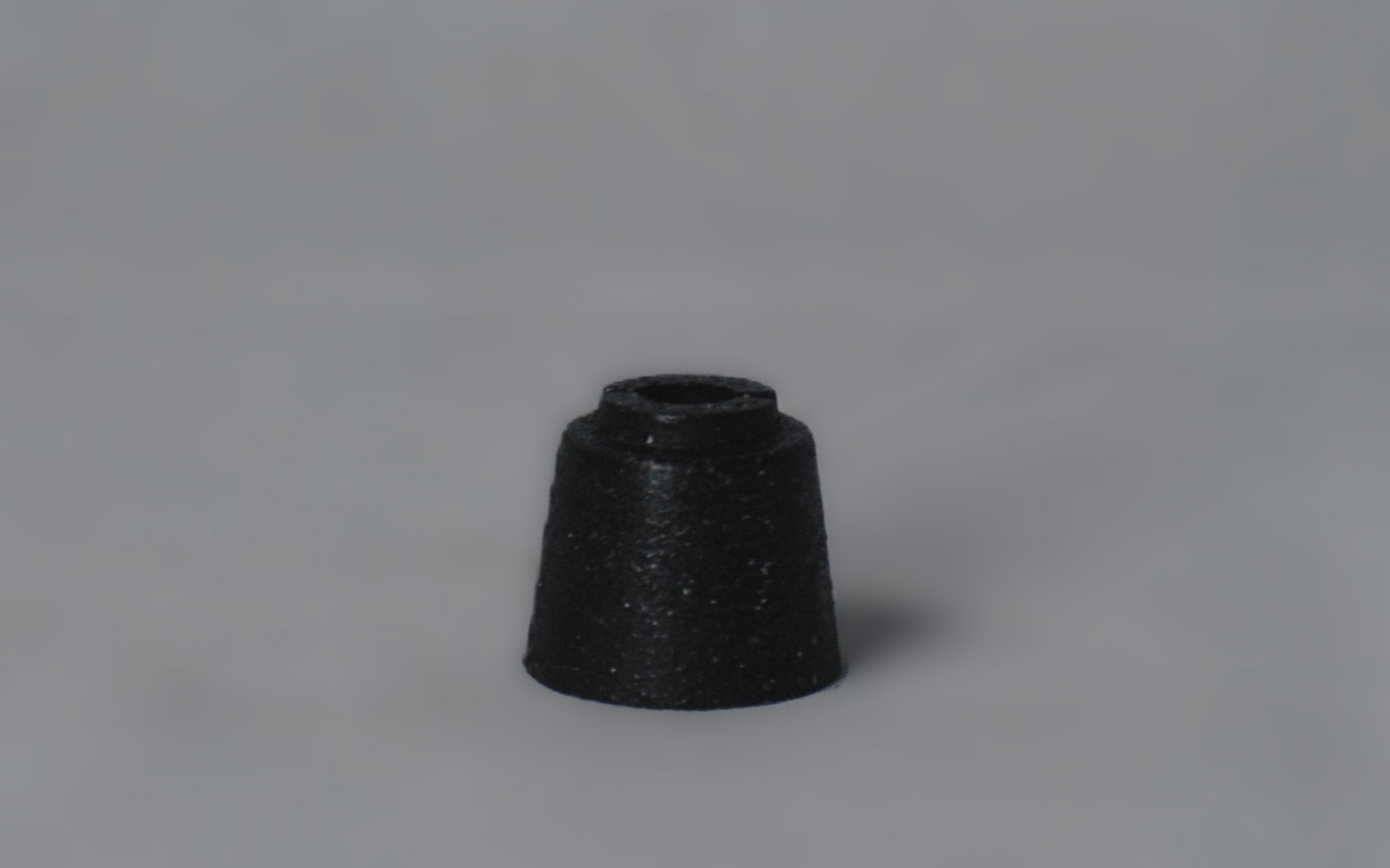 arisco® tienda de Productos de Decoración hechos en cemento. Porta Incienso y/o Tarjetas de Cemento Negro estilo Granito. Marca arisco®. Granito Negro