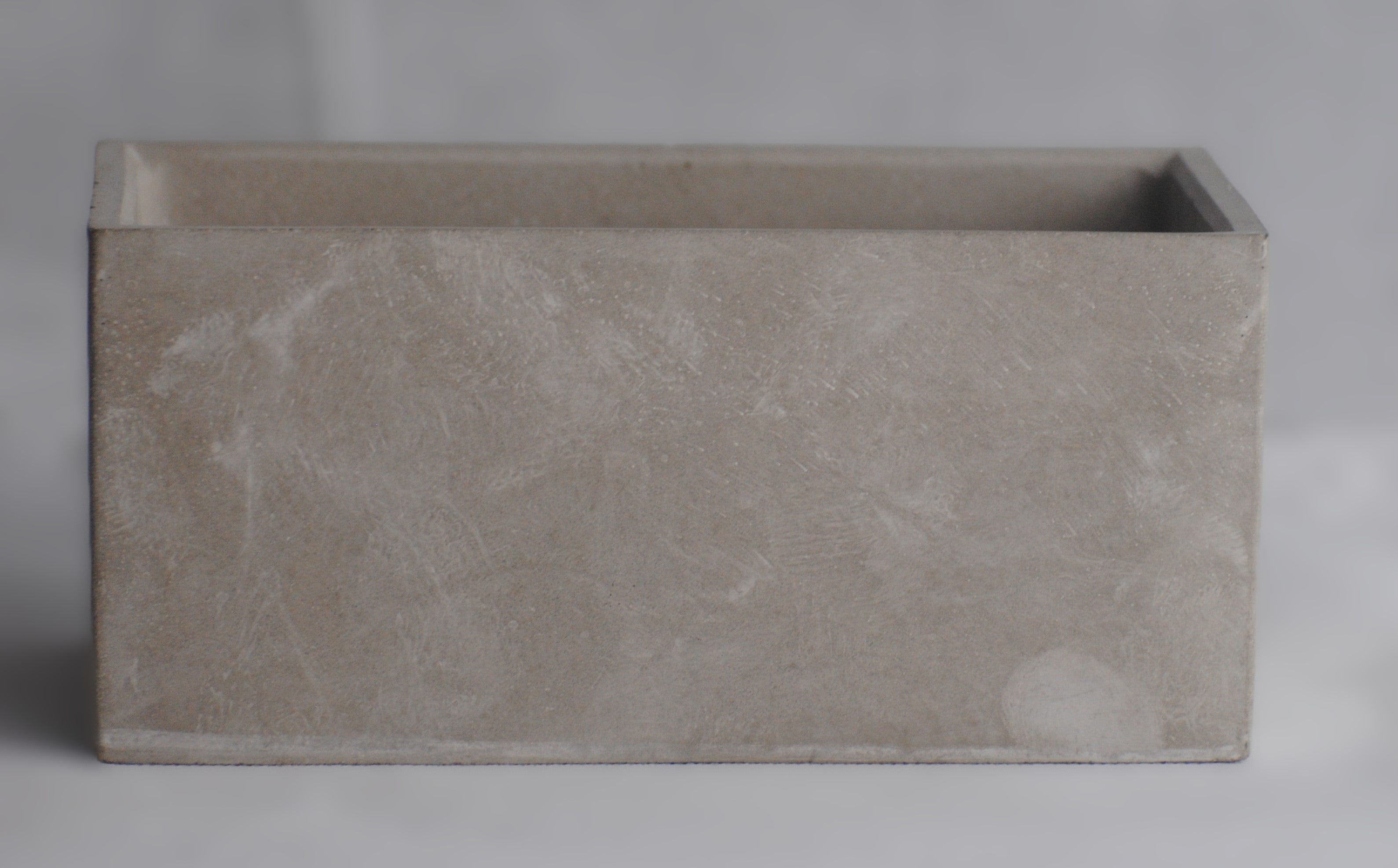 arisco® tienda de Productos de Decoración hechos en cemento. Cubre Macetas, Pieza decoración Rectangular de Cemento. Varios colores. Originals Piedra